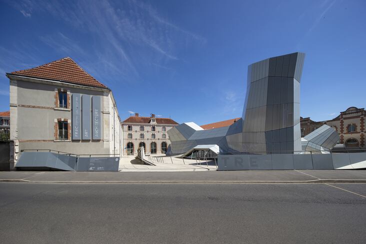 Frac Centre-Val de Loire - Les Turbulences, architectes Jakob + MacFarlane